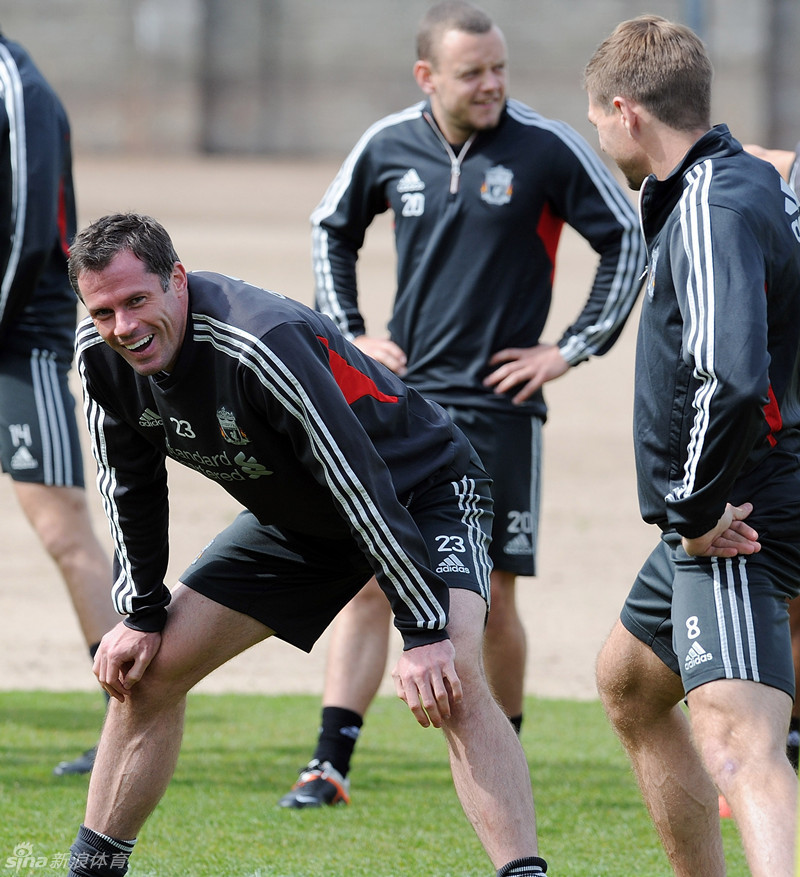 包含今晨底特律活塞备战足总杯，调整名单细节曝光，更衣室稳定，临场指挥获称赞的词条