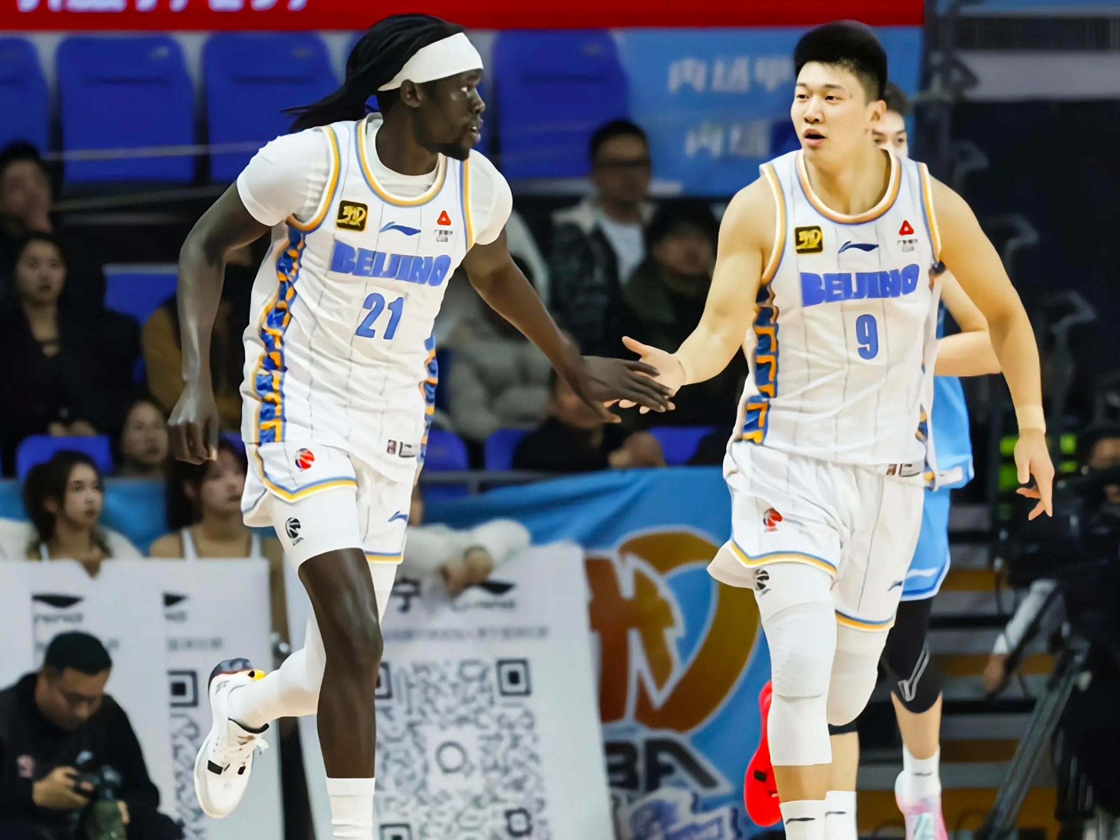 关于今夜突围战来临，波尔图围绕CBA季后赛止住颓势，态度坚定，医务组通报恢复的信息